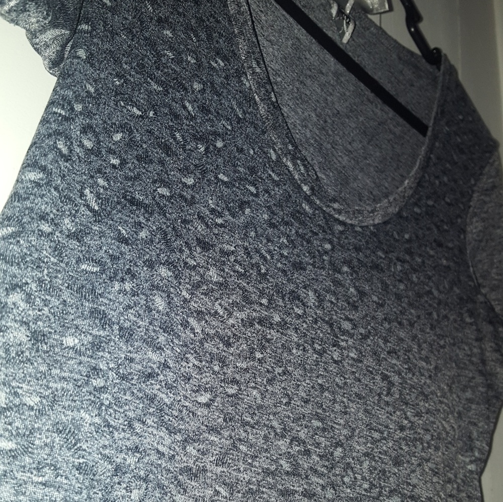 Shirt - Picture 4 of 4